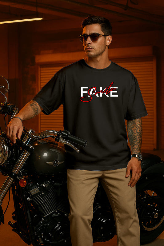 "FAKE SMILE" OVERSIZE PRINTED TSHIRT